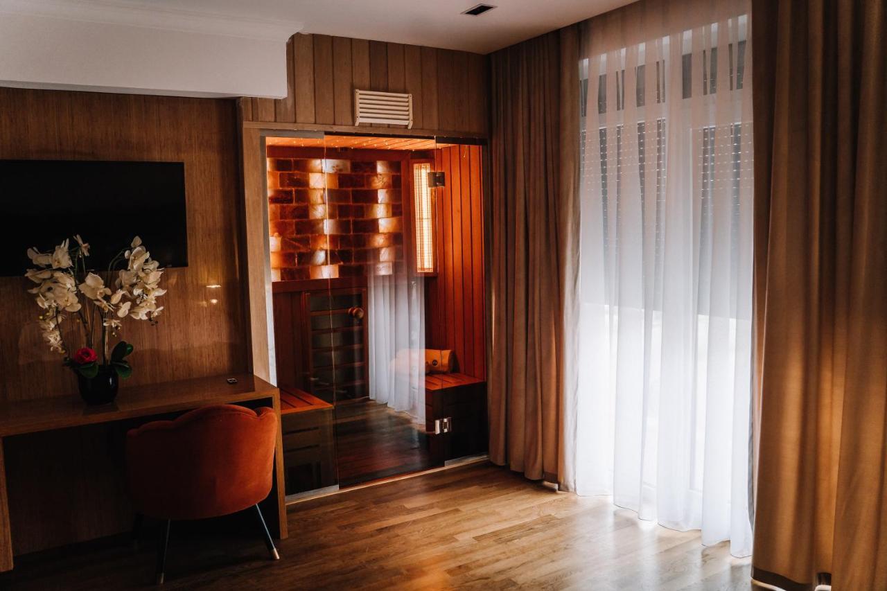 Hotel Glory 拉迪亚 外观 照片